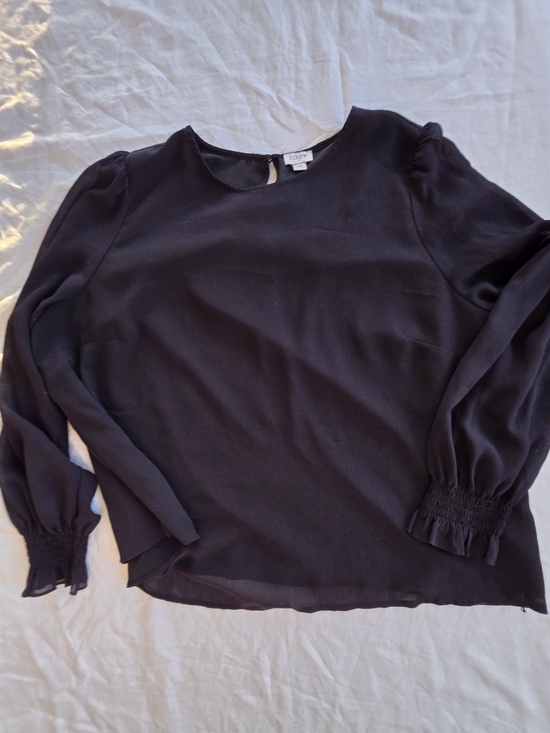 LOFT Tops - LOFT Black Long-Sleeve Smocked Cuff Blouse Size 2X